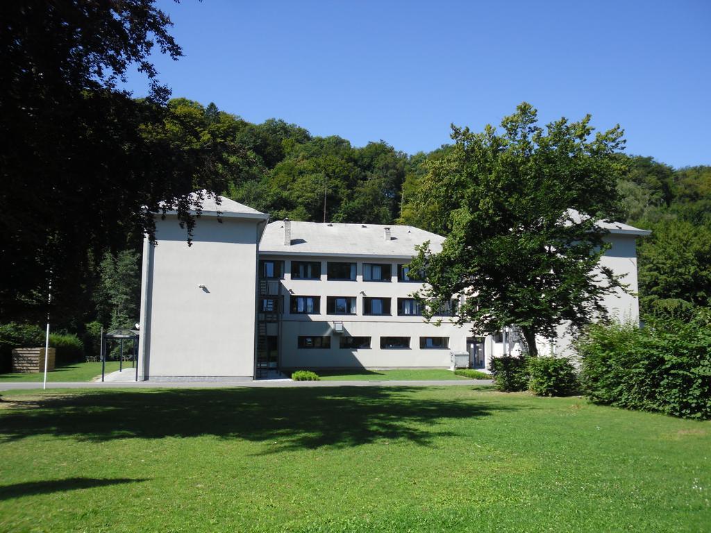 J-Club De Knapzak / La Besace Villa Bohan Kültér fotó